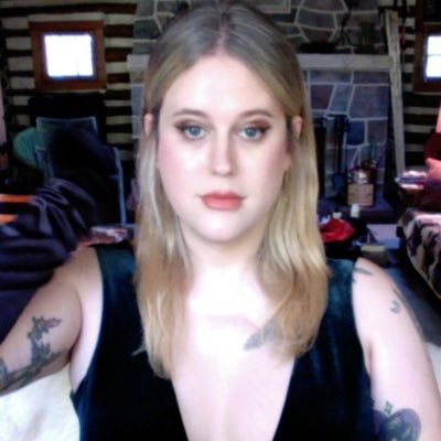 north country NY baroque psych/electronic/horror 🦇🩸 instagram: https://t.co/jn06RR7uNi she/they