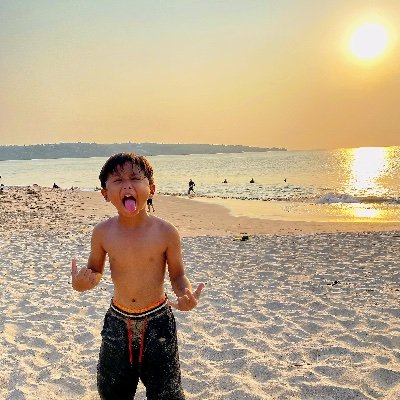 eky_Nya's profile picture. trevelling----