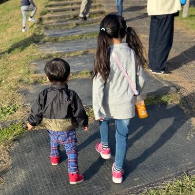 竜崎剣一龍と申します(╹◡╹)ダーツ(ソフト・スティール)・HIGHTON・子供・猫・グラニフ・ワークマン・元水泳選手・ゴルフ・カナダ短期留学・LinkinPark・BIOHAZARD・メタルギア・メタルヒーロー・スーパー戦隊・仮面ライダー(平成) 適当に呟いてます。イイねをよくしますがごめんなさい🙇🏻♂️