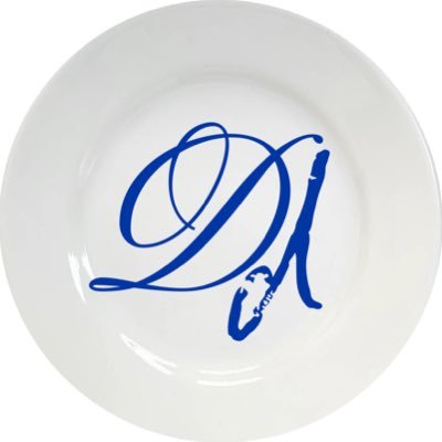 DoubleDishTO's profile picture. unsolicited but very good opinions food/fashion/favourite things