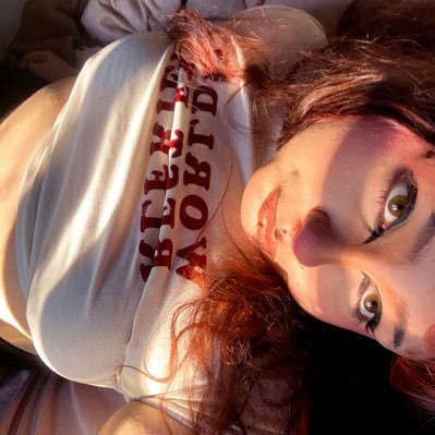 23 ★ she/they ★ māori on stolen dharawal land, aus ★ professional marketer and designer in syd ★ your certified spiritual, emo diva ★ ♓︎ ♑︎ ♎︎