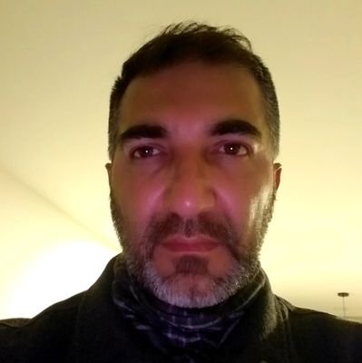 VictorB55761518's profile picture. Ciudadano Morlaco | Notario Público | Docente de Maestría en Derecho Notarial y Registral | Comunicador Social | Mediador