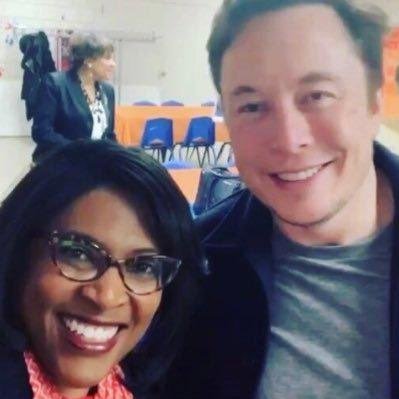 Suzan_musk6's profile picture. Elon musk media management team