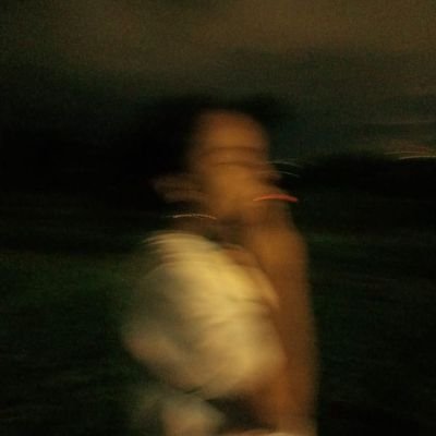 NoobMumbai's profile picture. preciso de um cigarro