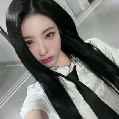 sapphicgirlluv's profile picture. that one thai gl/tpop + kpop enthu🌟 - 4EVE , kep1er , wizzle , kiof , aespa , loona , pixxie , f5ve , itzy , tripleS , lmsy , fb , namtanfilm +more (🌈 edits)
