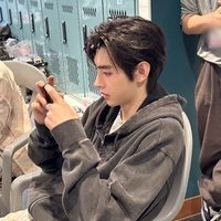 milk ๐ซ (@hoonawz) 's Twitter Profile