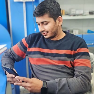 अजनबी बने रहने में सुकून है,
ये जान-पहचान वाले जान ले लेते है
RJ 19 राजस्थान