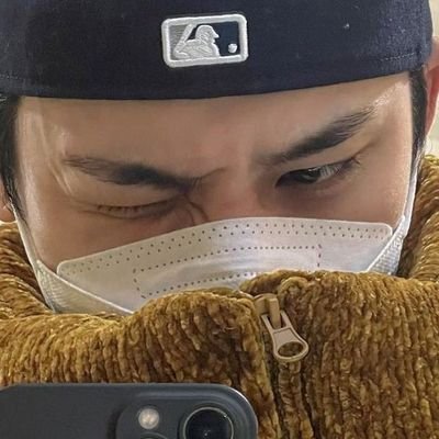 chgyuri's profile picture. #세븐틴  ݁₊ ⊹ . ݁˖ . 🎐 #캐럿 #김민규 #최승철                                              𝘣𝘢𝘥 𝘭𝘶𝘤𝘬 𝘵𝘰𝘥𝘢𝘺, 𝗱𝗼 𝗶𝘁 𝘁𝗼𝗺𝗼𝗿𝗿𝗼𝘄 ☘︎