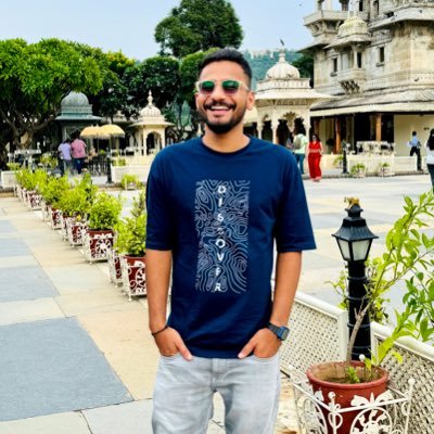 gmdfounder's profile picture. Founder @GetMeDesign 🚀 | making freelancing SIMPLE