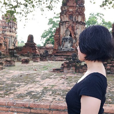 ミャンマー子ども支援ボランティア26年|公益業界21年|家族3名扶養|博士課程|大学非常勤講師
A volunteer & PhD student. Practice and Research on Volunteer Learning with People from Myanmar.