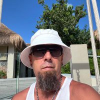 joe oliveria (@ornelashen62434) 's Twitter Profile