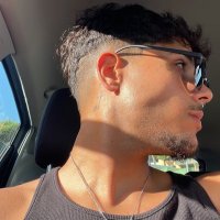 π (@loglezk) 's Twitter Profile