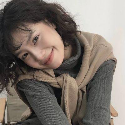 ZeZhi21873's profile picture. 