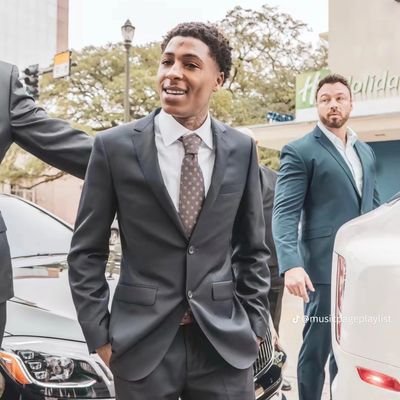 FortuneAnu27613's profile picture. 