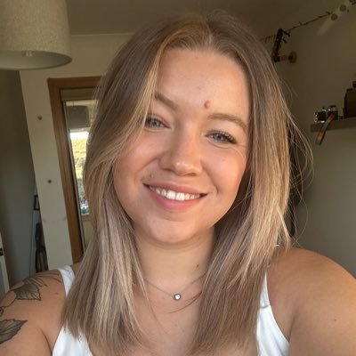 Becca_Cookson's profile picture. • 29 • Scottish • Quantity Surveyor •