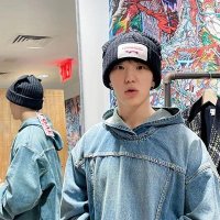 델라 dela (@maunggrawrr) 's Twitter Profile