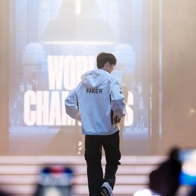 25T1WIN's profile picture. 세계최강티원. 더 필요한 말이 있나요. / 4.4 11:22 시발드디어