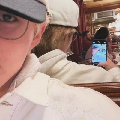 on__ne_chan's profile picture. ⠀ ⠀ ⠀ 北极星 เน้นปล่อยของสะสม review — ( #rvonnefueng ) @ 🐯🐹