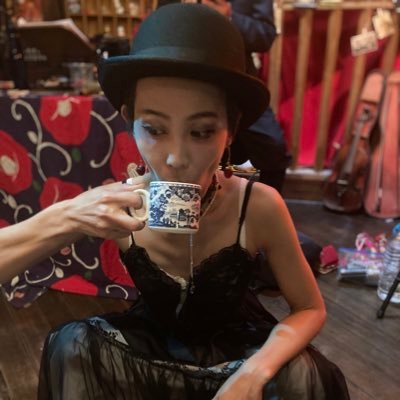 心中椿・劇団・憲法9条について深く考える・人生実況中継・エンドオブガールズ・悶絶マーメイド・砂・笑・お仕事承り〼・要相談・シラフ宣言・DMにて連絡くださいませ