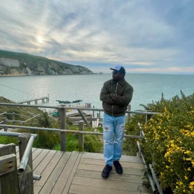 thebomaye2's profile picture. Stand by those who stand by you...