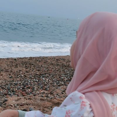 thinkingmama21's profile picture. #FreePalestine