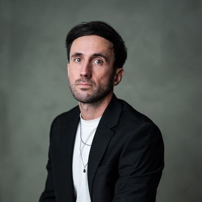 AdamJ_Carpenter's profile picture. Everyman. @NorwichCityFC fan. Represented by @mark_jermin_mgt.
@E15actingschool alumnus. Principal of @CentralNorwich.