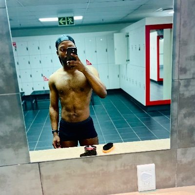 UmZangwa 👑 Khwalo