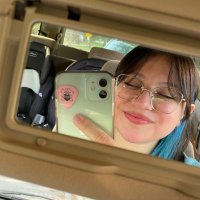 🦋 Lisette 🦋 (@fl0atmyway) 's Twitter Profile