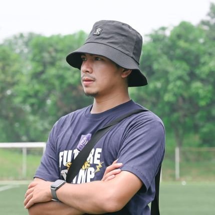gausah ada bio lah, nanti kalau ada apa-apa disangkutin ke bio