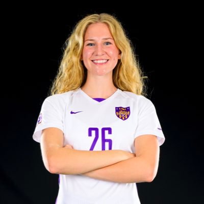 LSU Soccer ‘28 | SC Wave 06 | Def midfield, center back | NB EHS ‘24 | WI D3 State Champ | WI All State team | 4.1 GPA |sarahstadler864@gmail.com