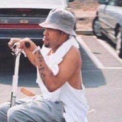 theniggayouh8's profile picture. Add a bio to your profile