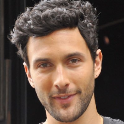 simple guy with a honest heart,model/am an agent ..got different apartment for rent at any locations ..and do not DMs if you re fucking scam .. love y,’all 💝,