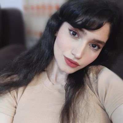 Ghzll_gh's profile picture. 