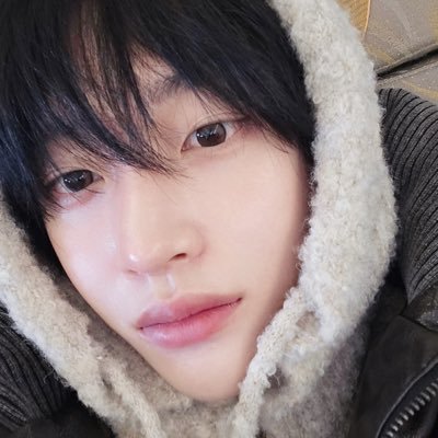 bluuniu's profile picture. 