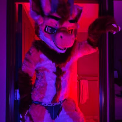 25M | Demi-Bi | 18+ only 🔞 | Spicy account for everything too horny for main | Main acc @HunterDerg 👔: @Gentlefurstudio