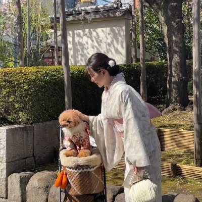 ghostchaser3's profile picture. Every day is a runway when you’re chasing dreams 💖