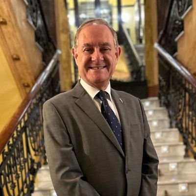 Sistemas de gestión normalizados y experto en seguridad y medio ambiente industrial. Profesor de Máster y de Posgrado.
#ComplianceOfficer
@VOSTcvalenciana