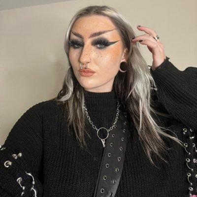 HEY SISSY/SLAVE__ I AM HIGH CLASS GODDESS🎀💜 I lost my first account my telegram: https://t.co/BmrHh1d0gh