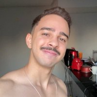 Escudo humano da Thaisa Daher (@felpsmorera) 's Twitter Profile