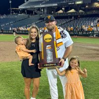 Josh Elander (@josh_elander) 's Twitter Profile