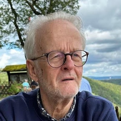 (Family)Man, (grand)father. Retired. ‘s-Hertogenbosch. Oeteldonk. Music, Sports. Dance, Movies.