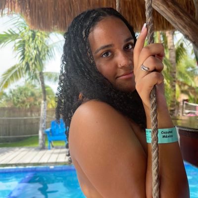 briana_lee04's profile picture. taylor swift is basically my middle name🩷