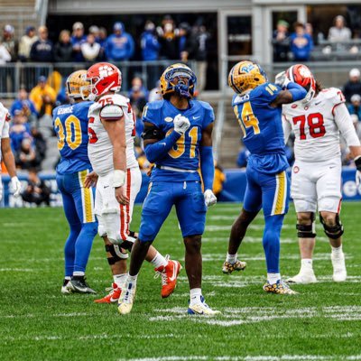 🦈 @pitt_fb. #0804. Rip popz. heemthedreammm.