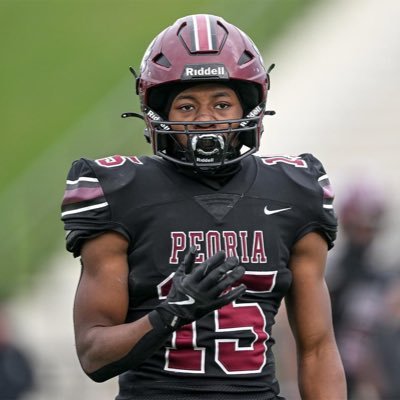 40 yard 4.42 || 5 10 5 shuttle 4.21 || broad jump 10’1” || vertical jump 37’5 ||C/O 2025 || hudl in bio || 5’8 175 RB/CB || 250 clean || 435 squat || 245 bench