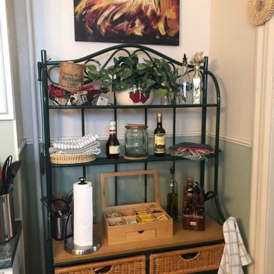 ChristineL42283's profile picture. RETIRED