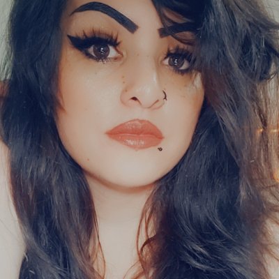 Variety Gamer | Cosplayer | Voice Actress/Narrartor 🎙| Youtube Partner | Twitch Affiliate | https://t.co/mlEDhP3Ihc | https://t.co/fWlv7vPwAg