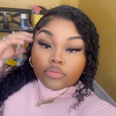 New York | Rad Tech Student🩻 | Ig: itzzz.heaven💞 Don’t Chase, Attract🧘🏽♀️