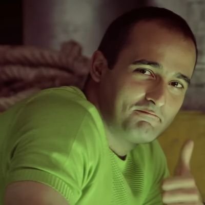 igau_rav's profile picture. All I have are memes to share...