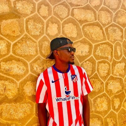 Vermees01's profile picture. EXTRAordinary things no dey move me again 💯