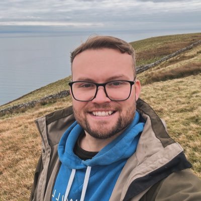 Train Manager | Ex Cabin Crew | RMT Member | All views are my own not of my employer 🏳️🌈🚄
